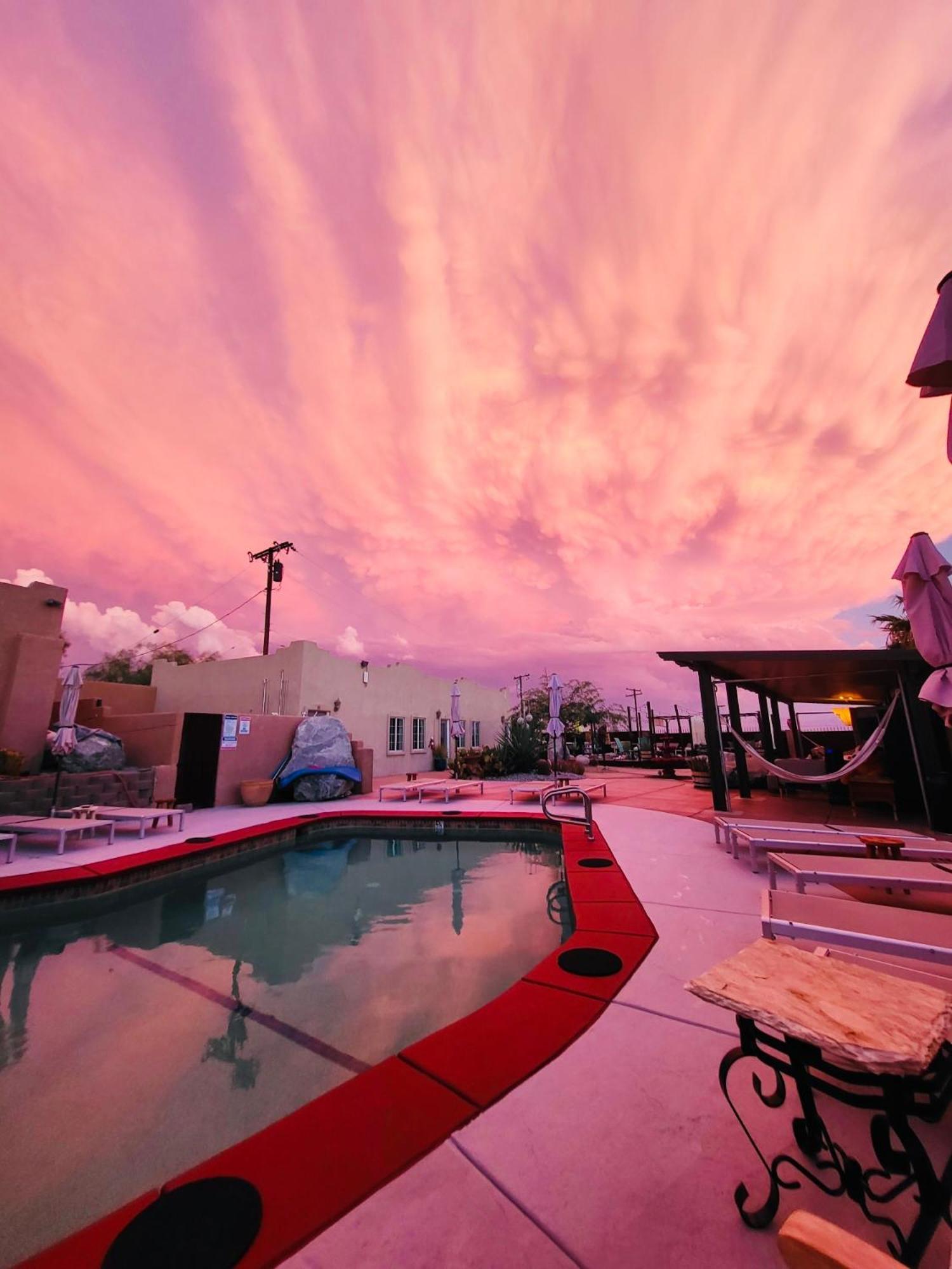 Mi Kasa Hot Springs 420,Adults Only, Clothing Optional Hotel Desert Hot Springs Exterior foto